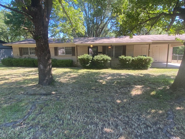 700 Anderson St - 1