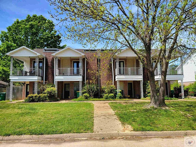 6141 Summerhill Place - 1